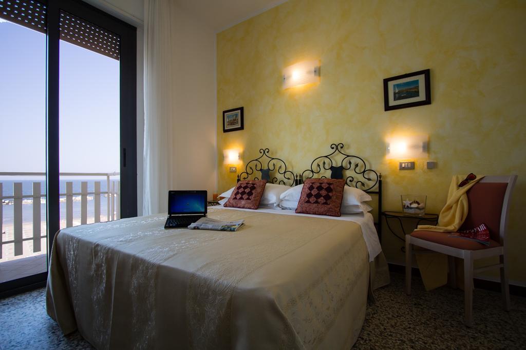 Hotel Villa Sole Resort Bellaria-Igea Marina Habitación foto